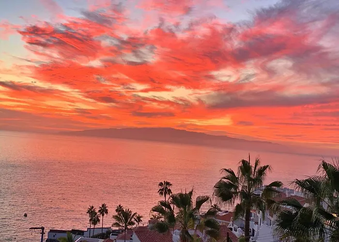 Sunset Bay Puerto de Santiago (Tenerife)